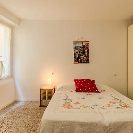 Sabo By Interhome Lejlighed Porlezza
